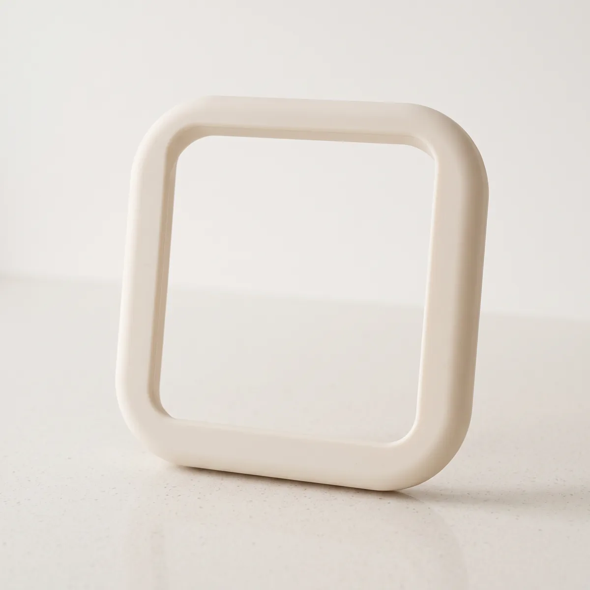 Oat Puff: a cream silicone frame